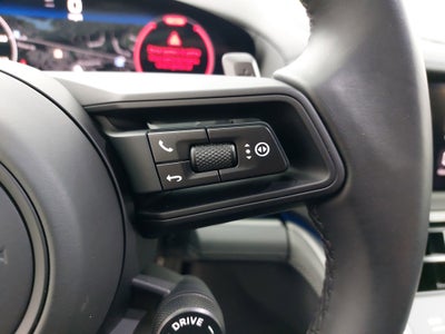 2025 Porsche Panamera Base