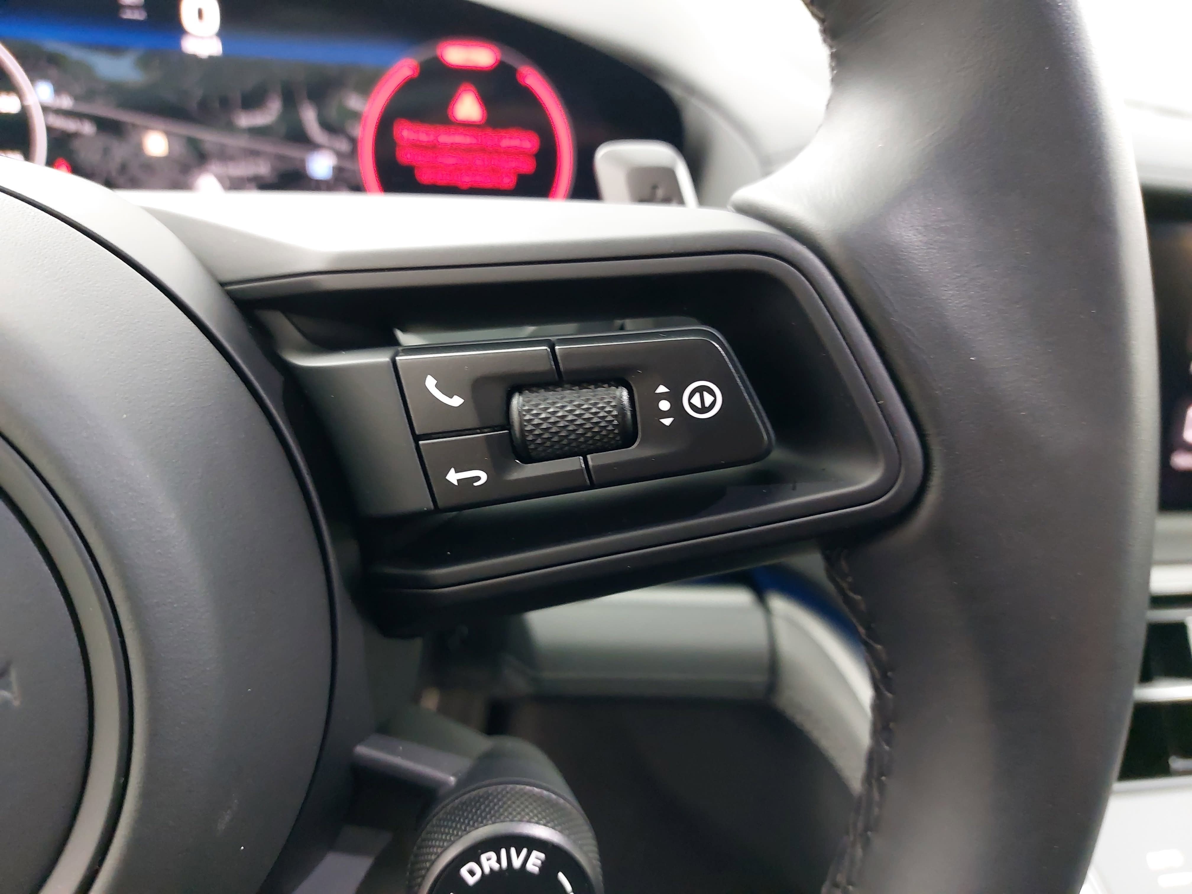 2025 Porsche Panamera Base