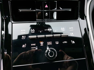 2025 Porsche Panamera Base