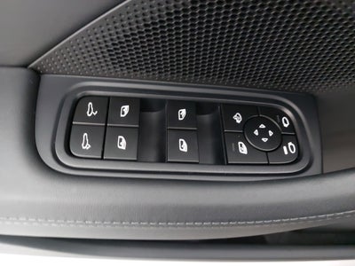 2025 Porsche Panamera Base