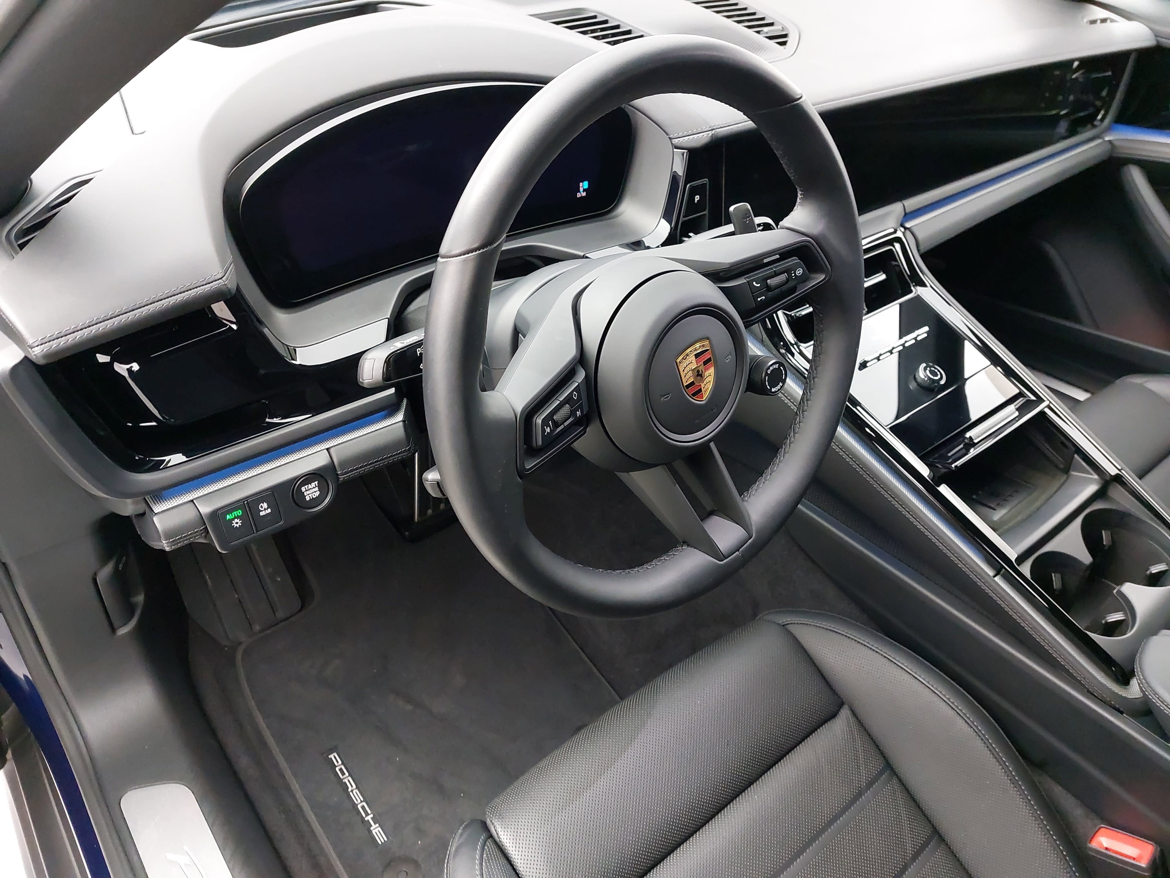 2025 Porsche Panamera Base