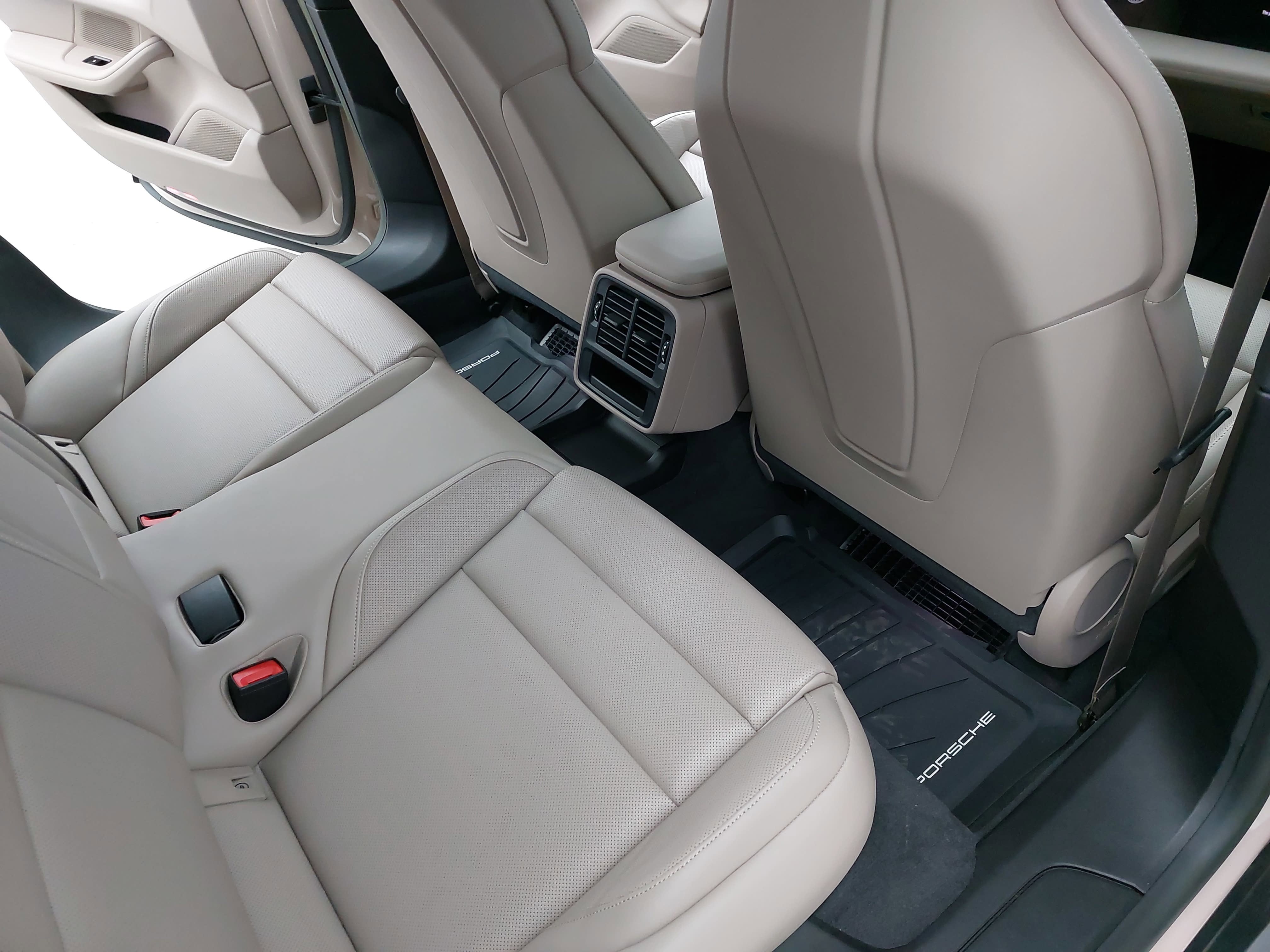 2023 Porsche Taycan Cross Turismo 4