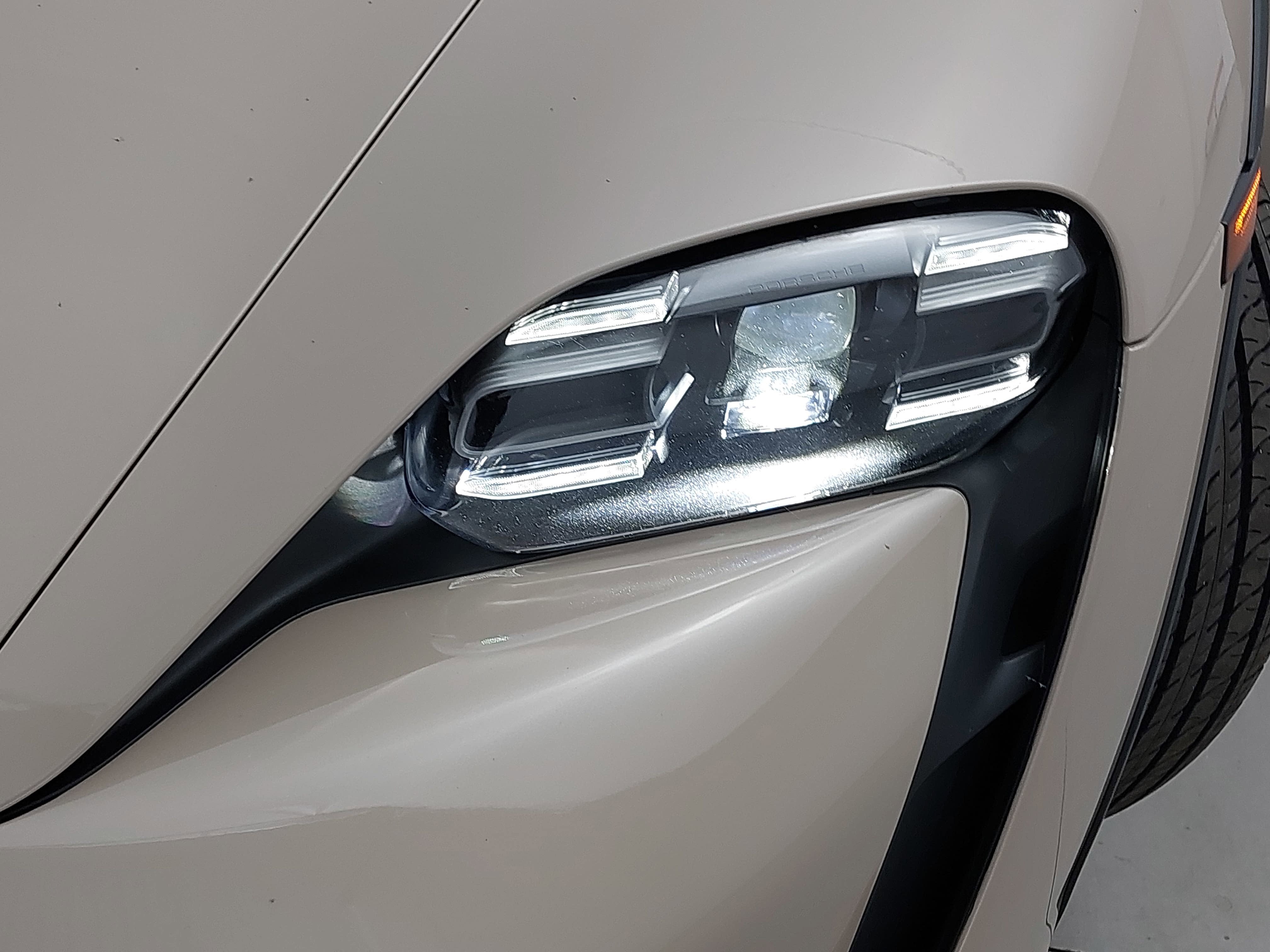 2023 Porsche Taycan Cross Turismo 4