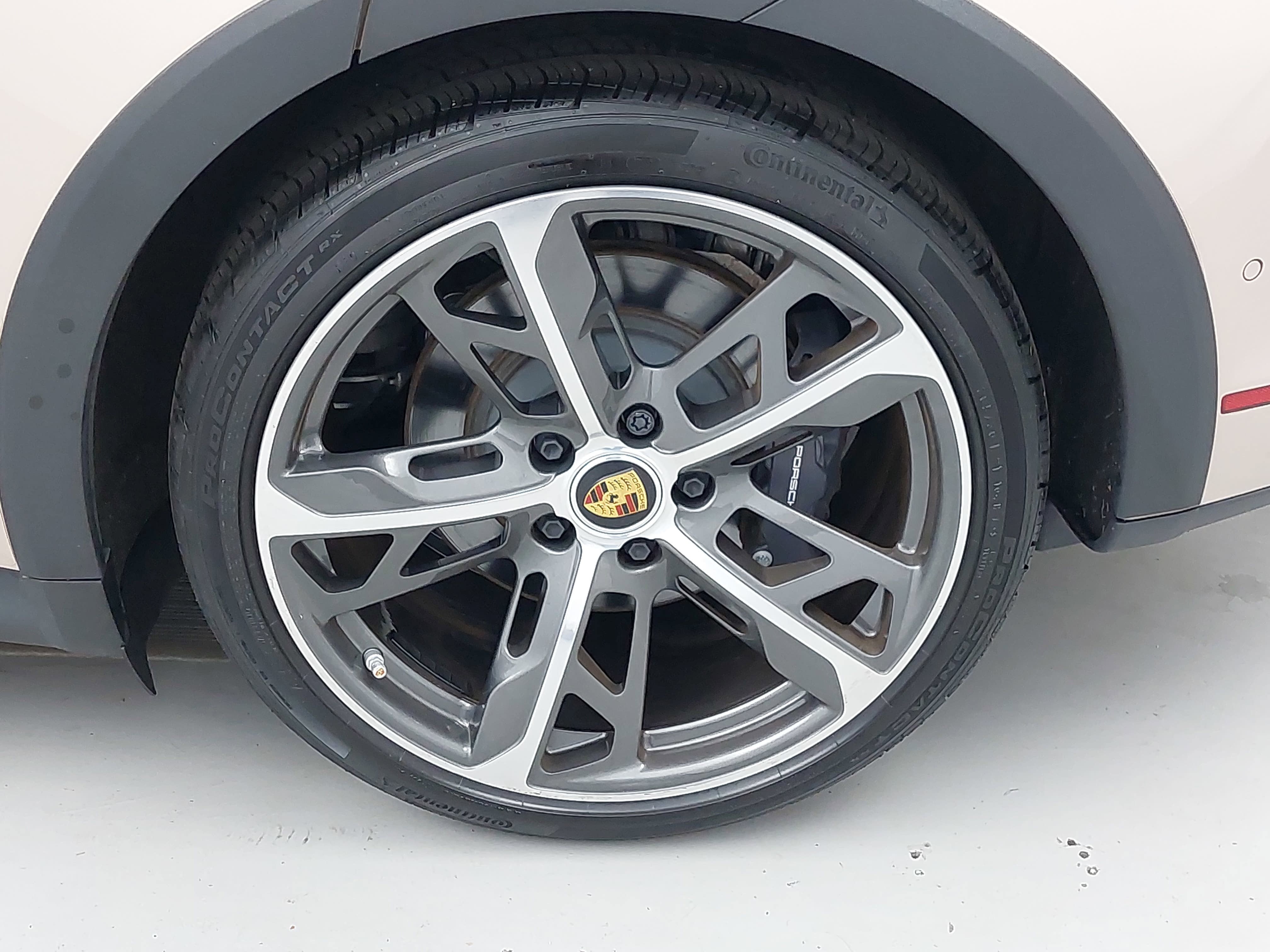 2023 Porsche Taycan Cross Turismo 4