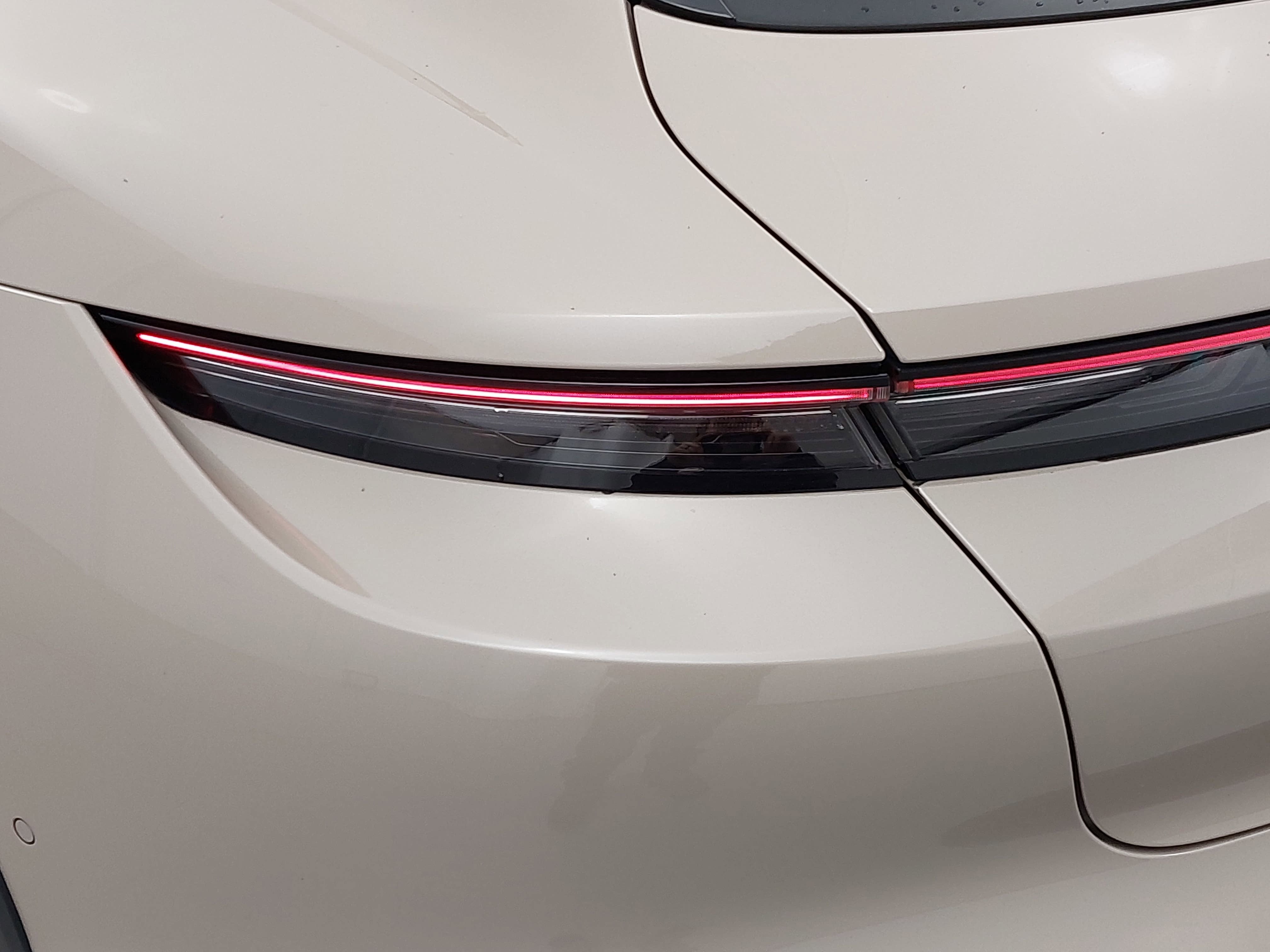 2023 Porsche Taycan Cross Turismo 4