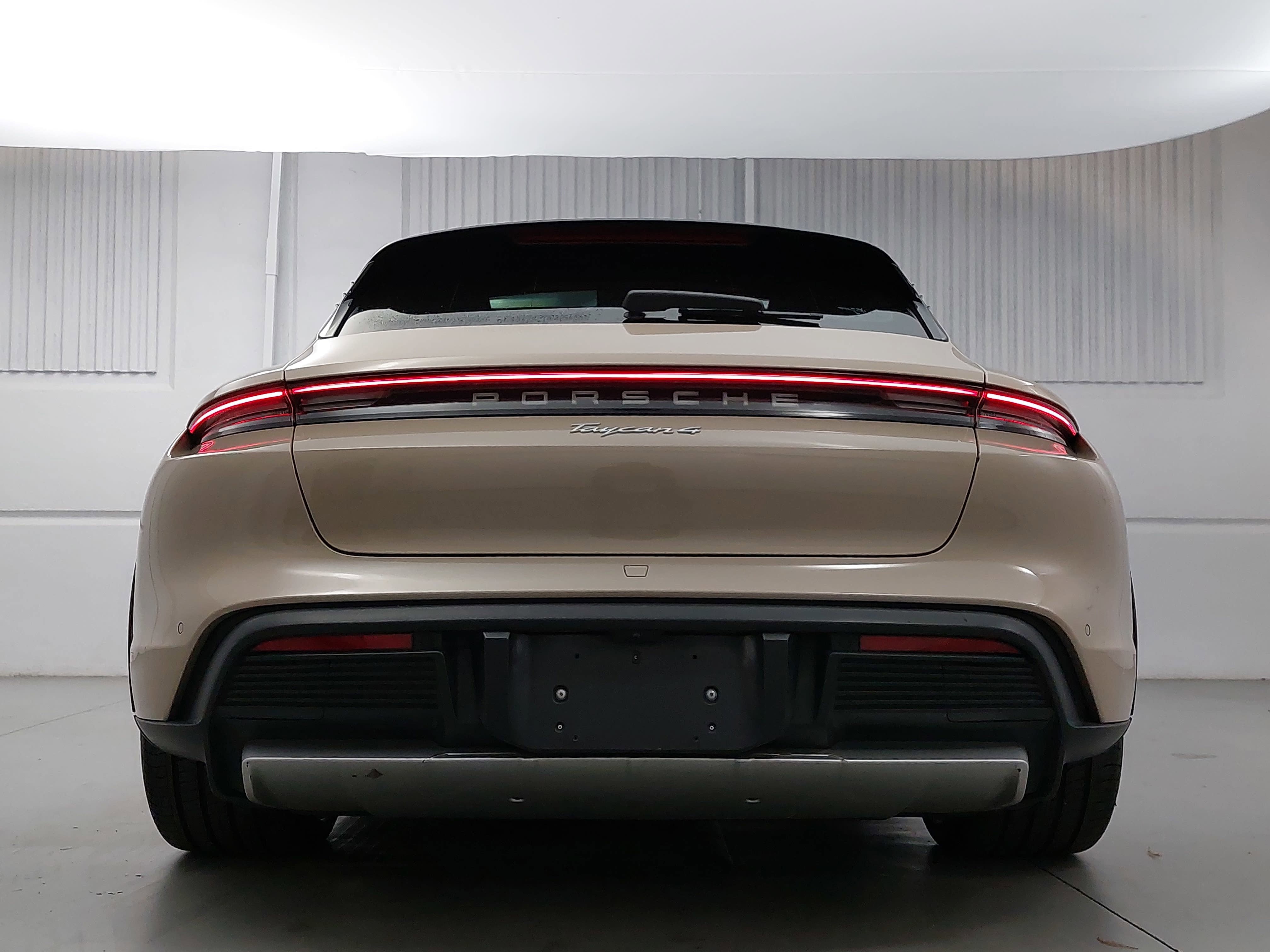 2023 Porsche Taycan Cross Turismo 4