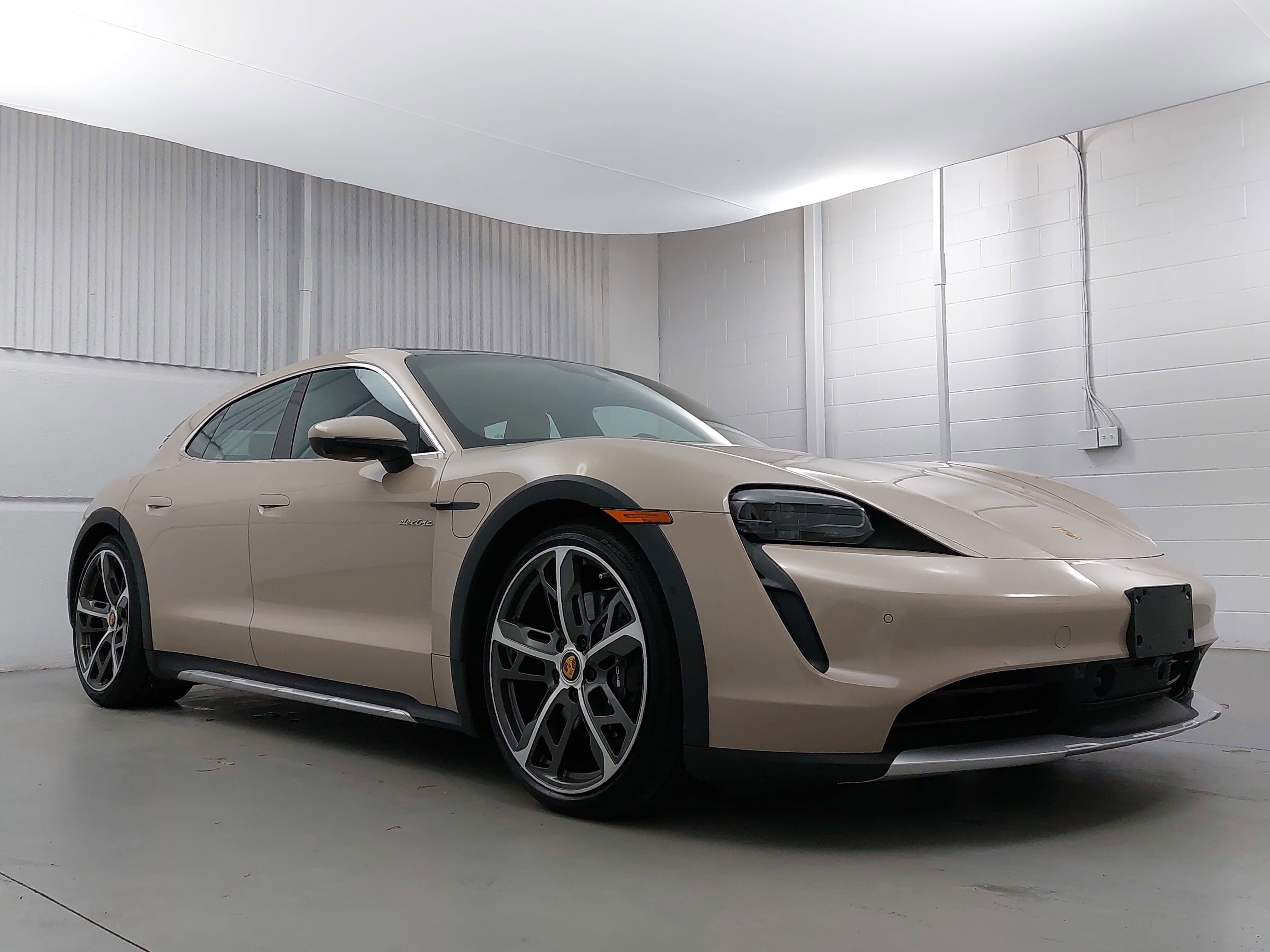 2023 Porsche Taycan Cross Turismo 4