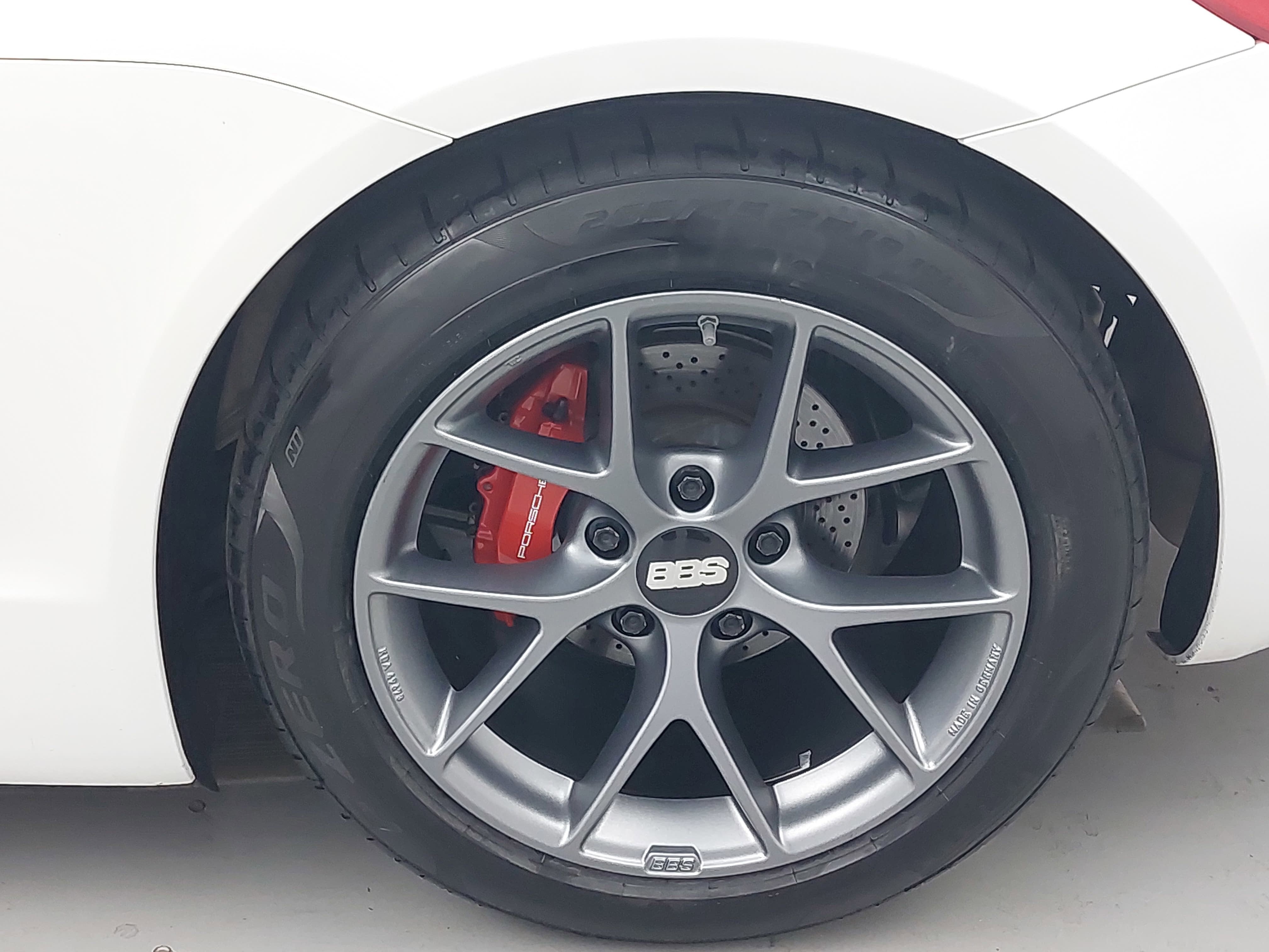 2014 Porsche Boxster .