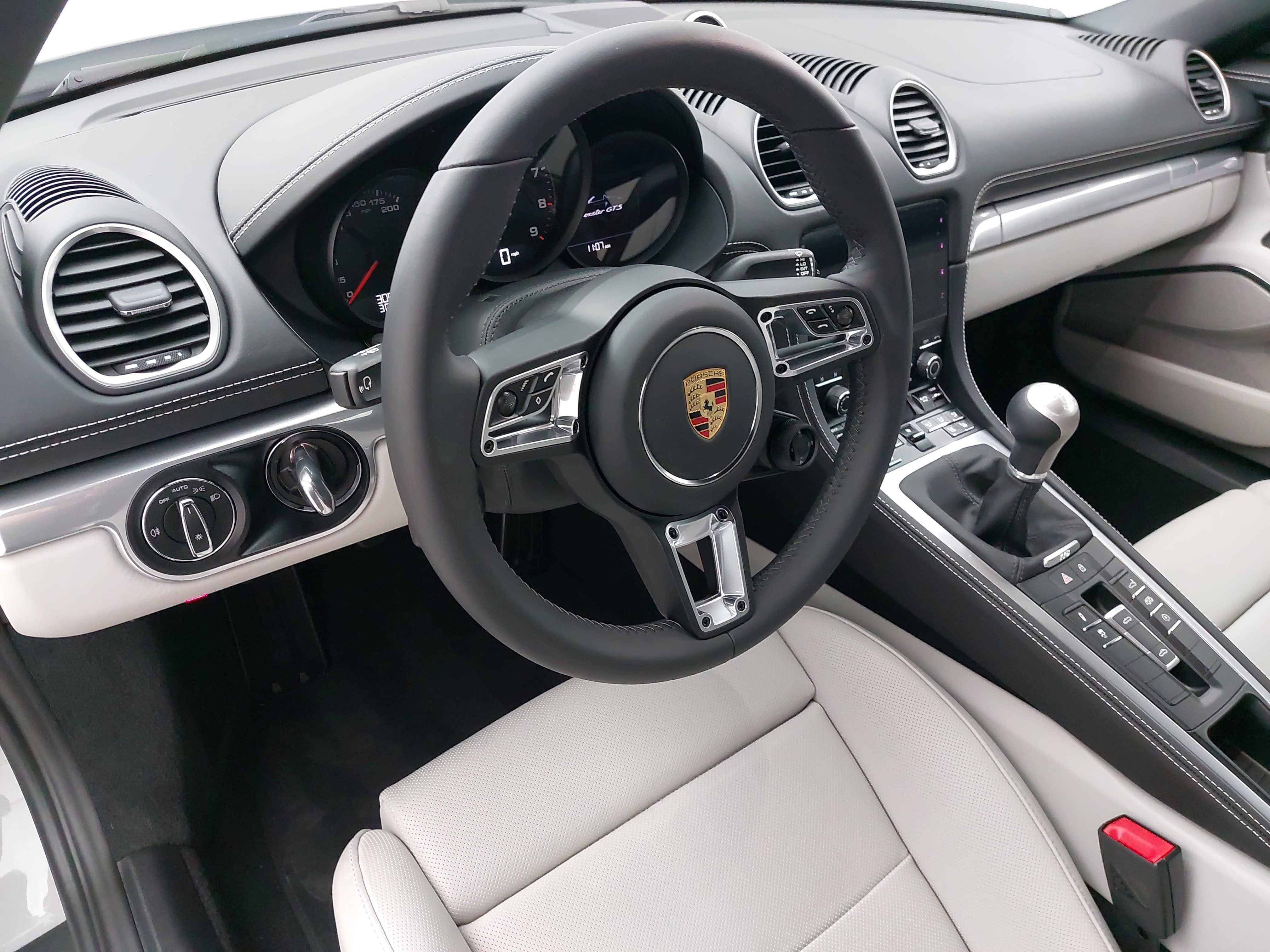 2025 Porsche 718 Boxster GTS 4.0