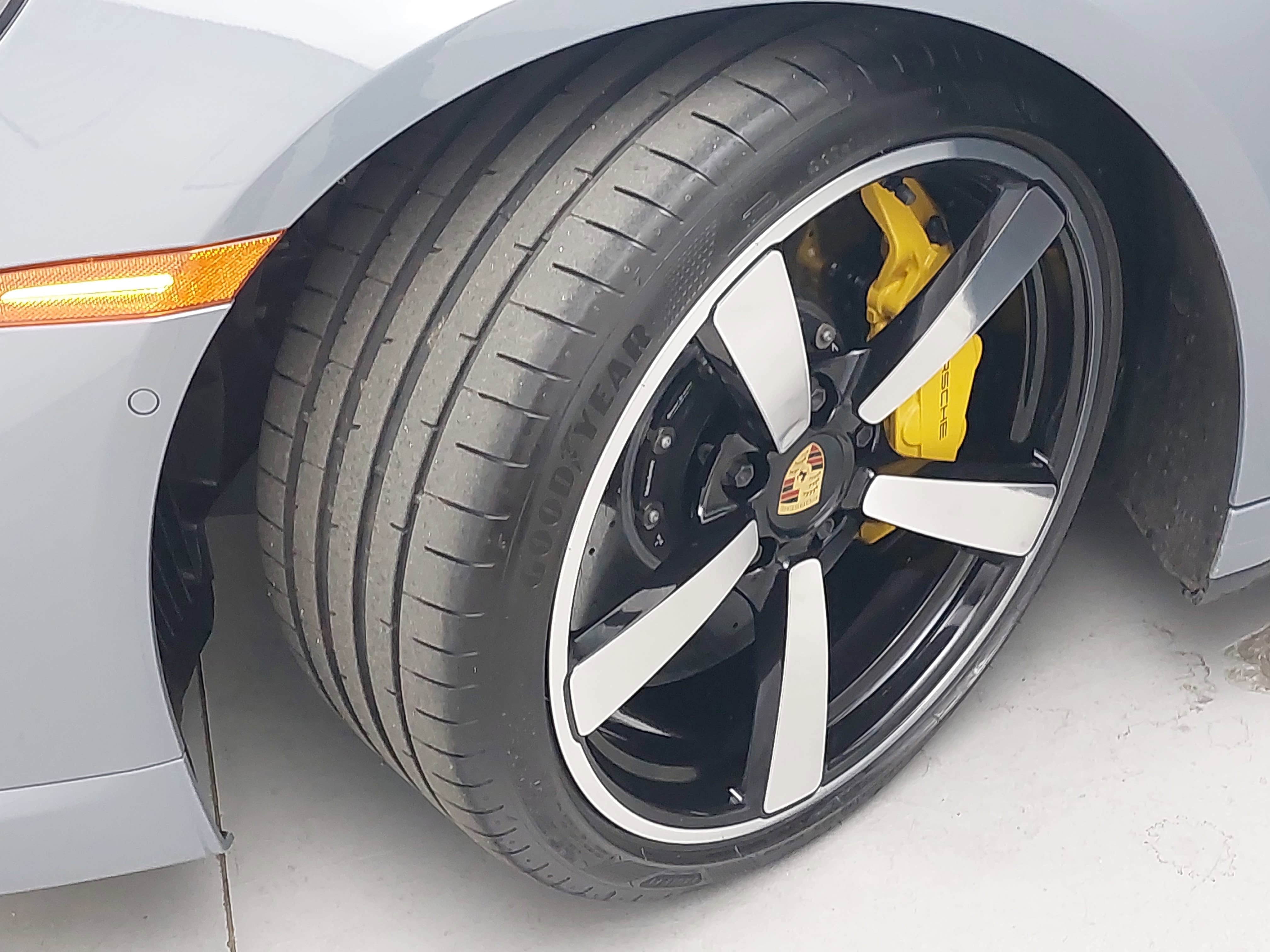 2024 Porsche 911 Turbo S