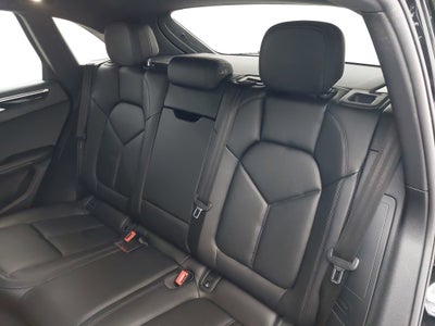 2021 Porsche Macan AWD