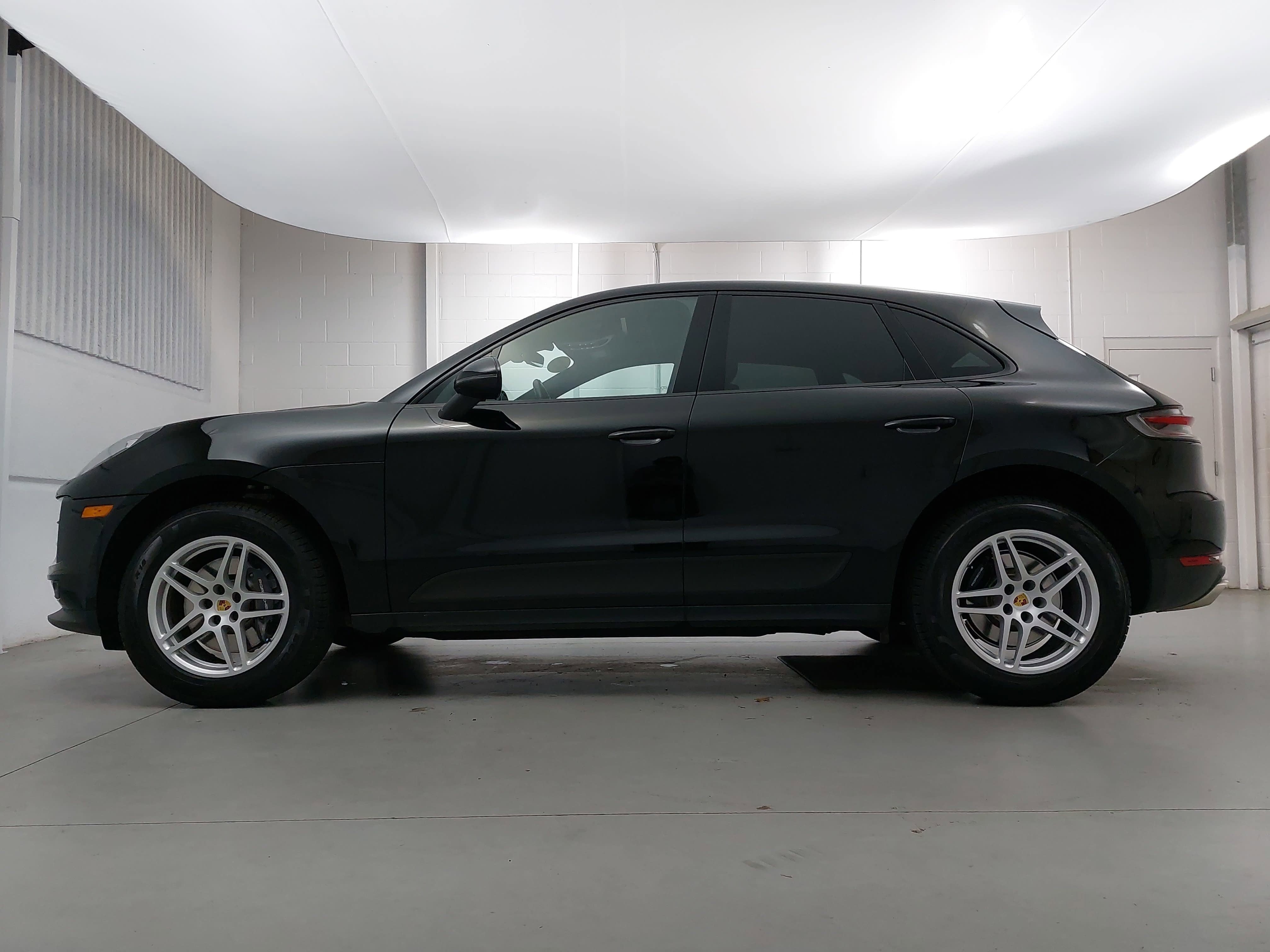 2021 Porsche Macan AWD