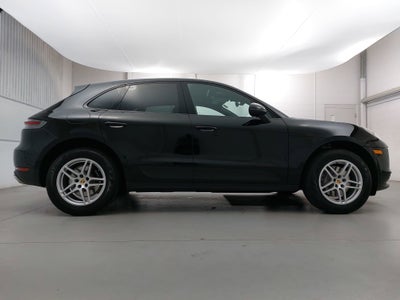 2021 Porsche Macan AWD