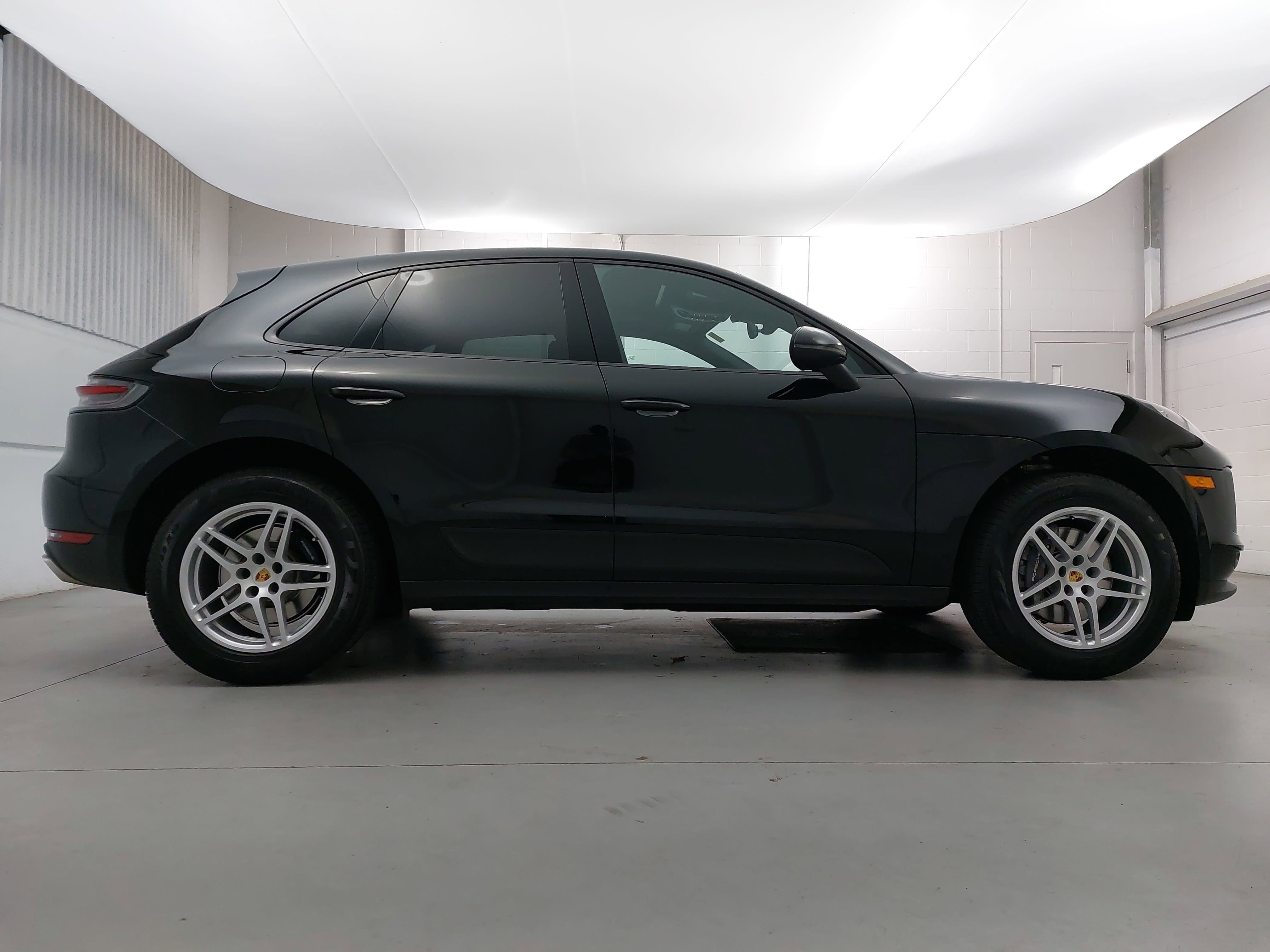 2021 Porsche Macan AWD