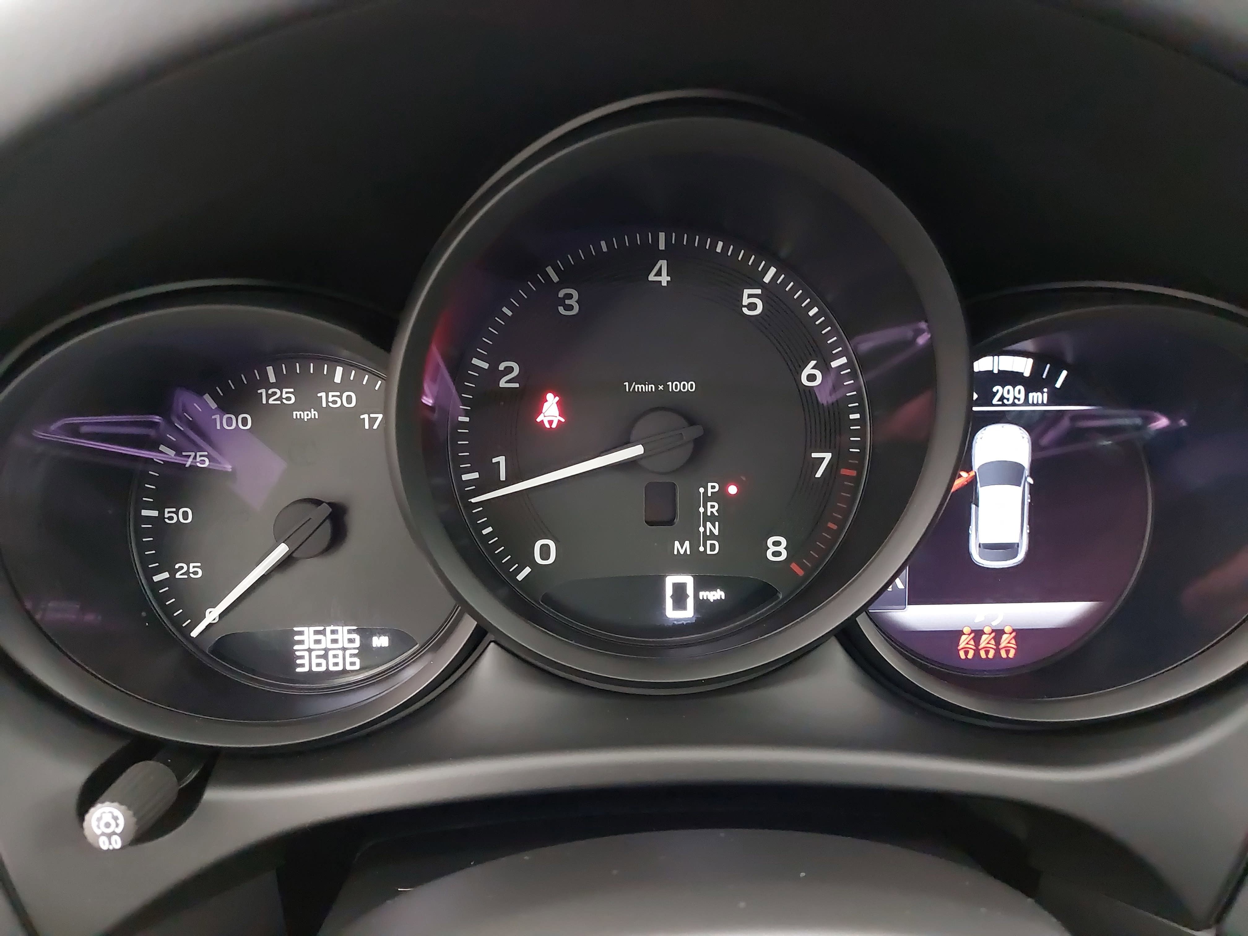 2025 Porsche Macan Base