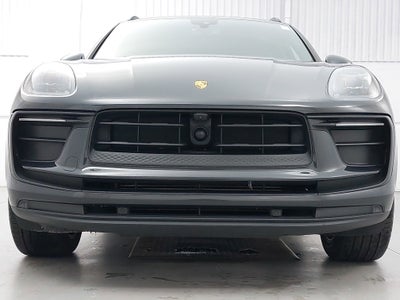 2022 Porsche Macan AWD