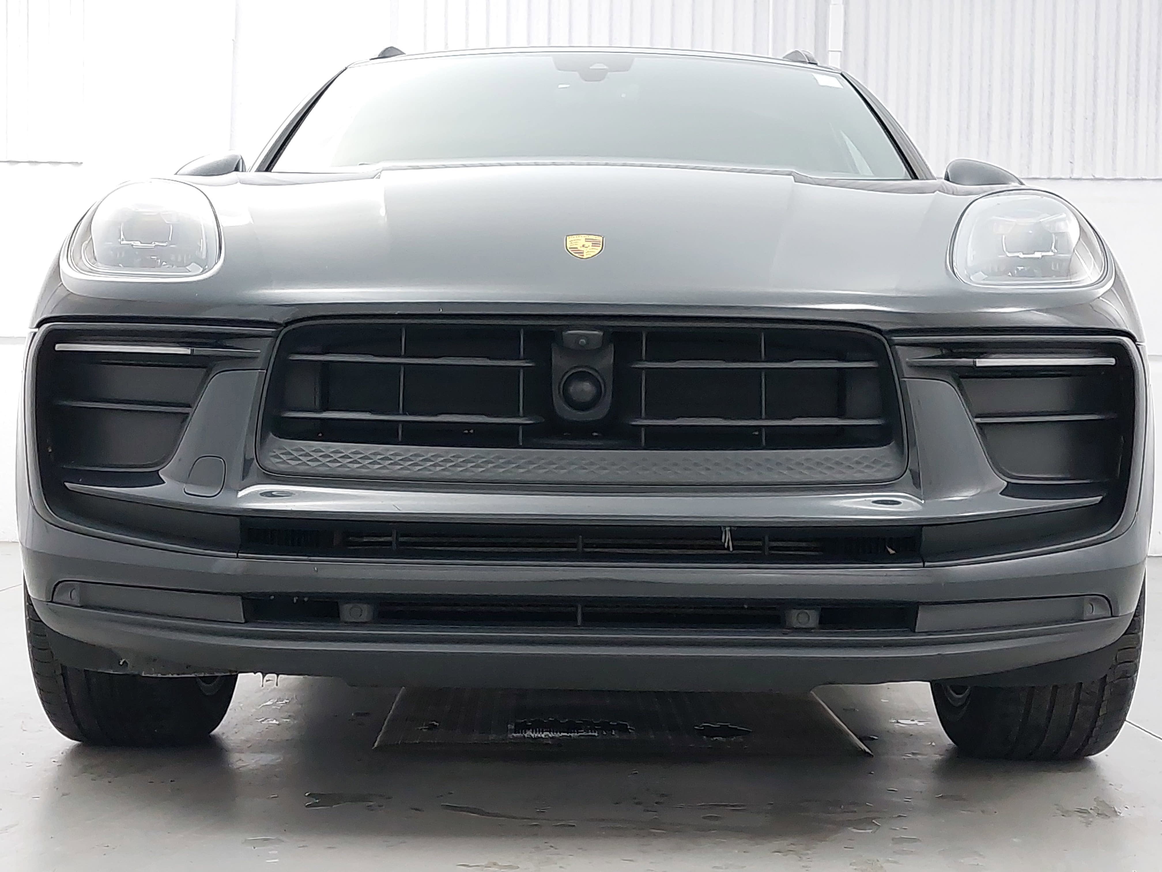 2022 Porsche Macan AWD