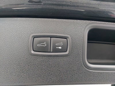 2022 Porsche Macan AWD