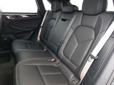 2022 Porsche Macan AWD