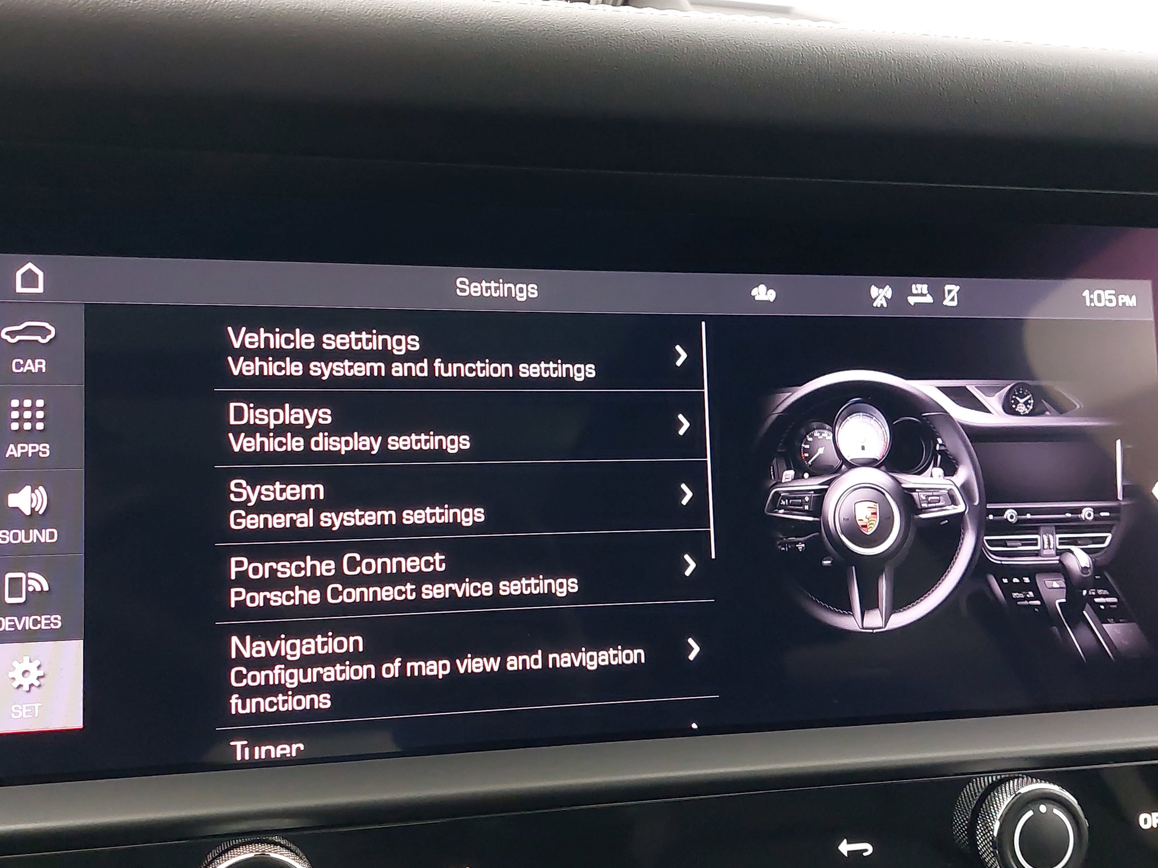 2022 Porsche Macan AWD