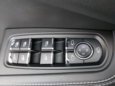 2022 Porsche Macan AWD