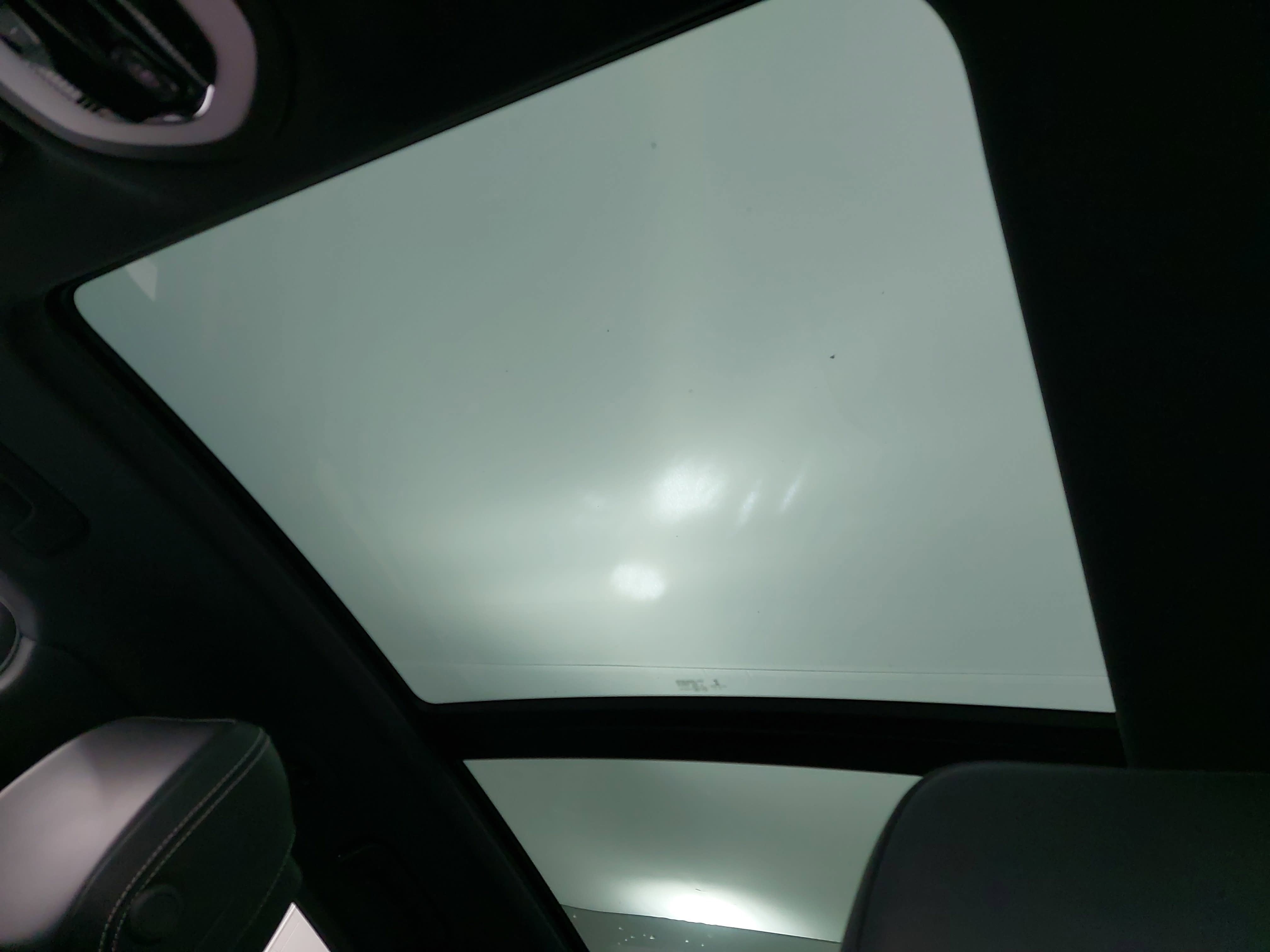 2022 Porsche Macan AWD