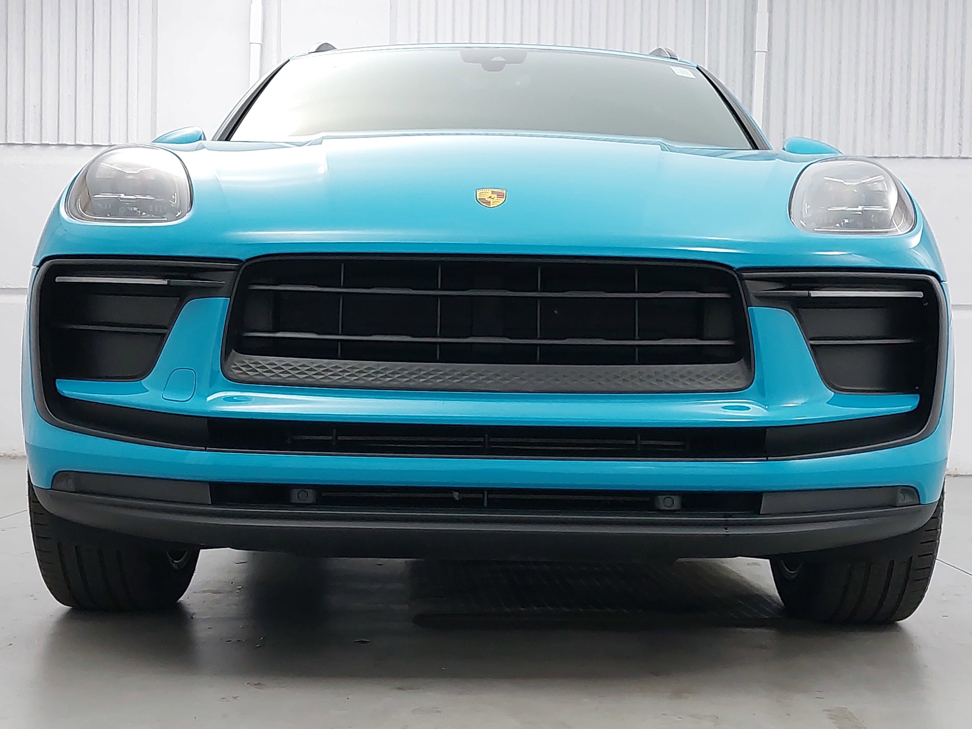 2022 Porsche Macan AWD
