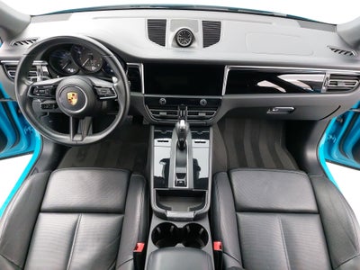 2022 Porsche Macan AWD