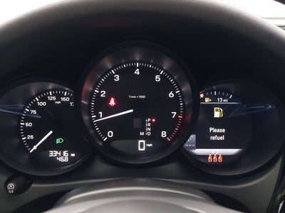 2022 Porsche Macan AWD