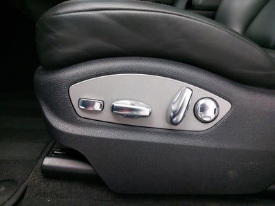 2022 Porsche Macan AWD