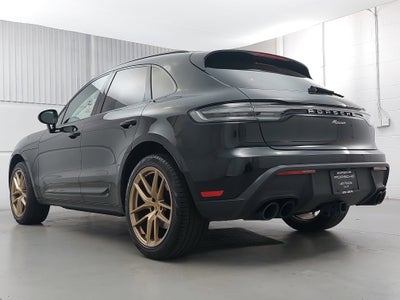 2022 Porsche Macan AWD