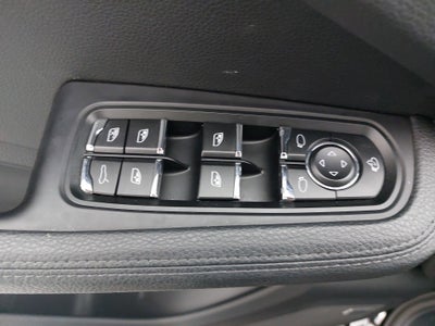 2022 Porsche Macan AWD