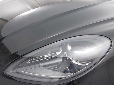 2022 Porsche Macan AWD