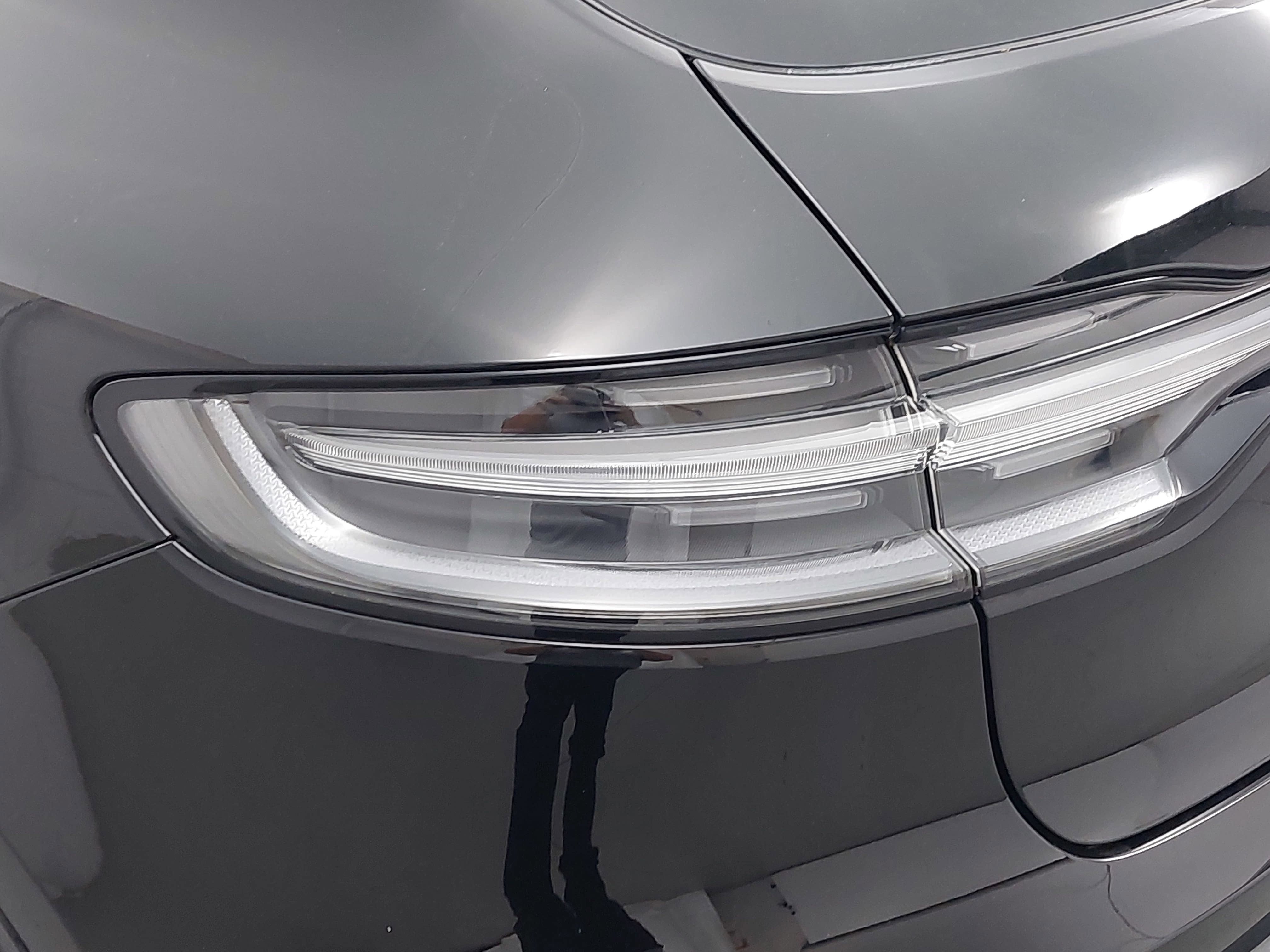 2022 Porsche Macan AWD