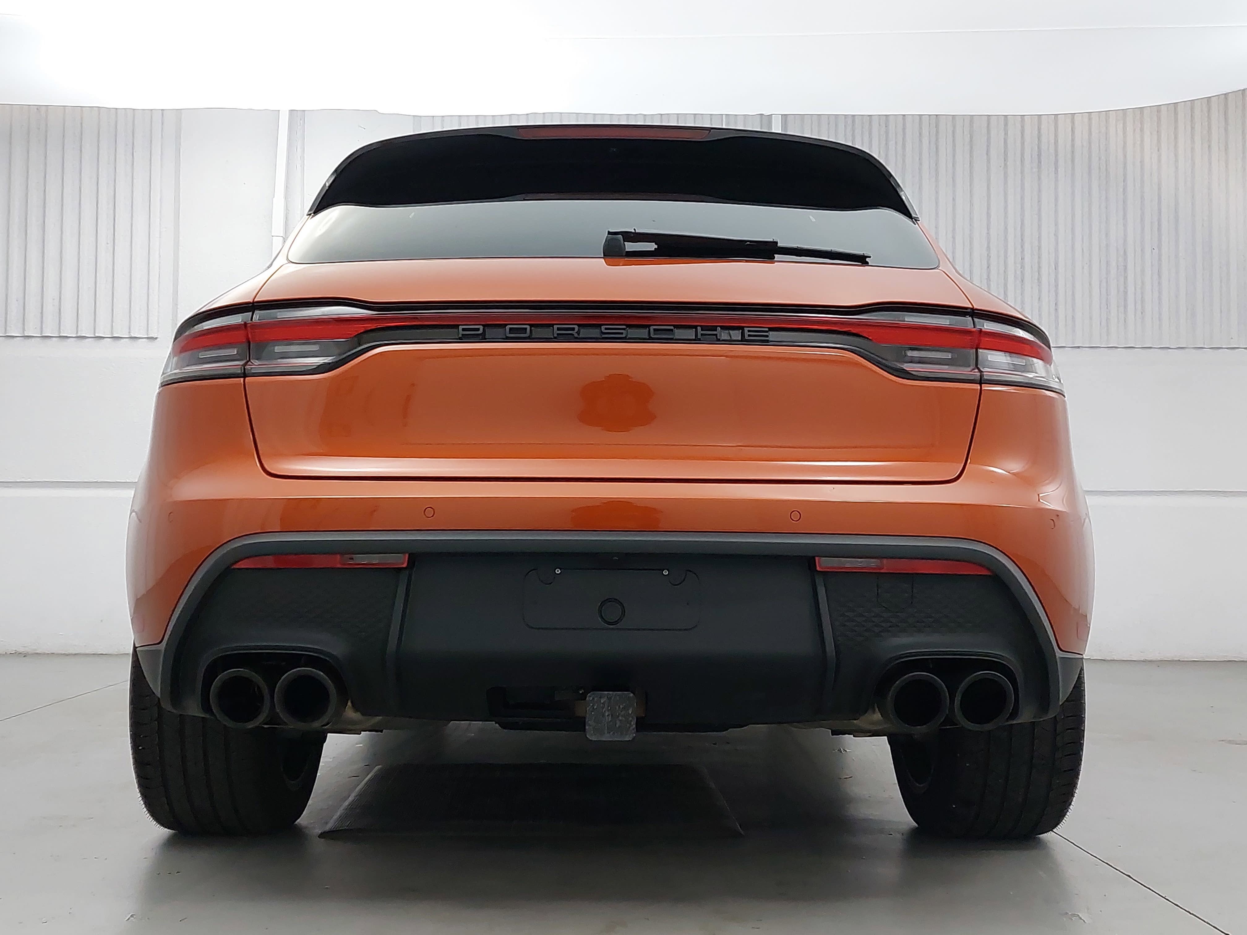 2025 Porsche Macan Base