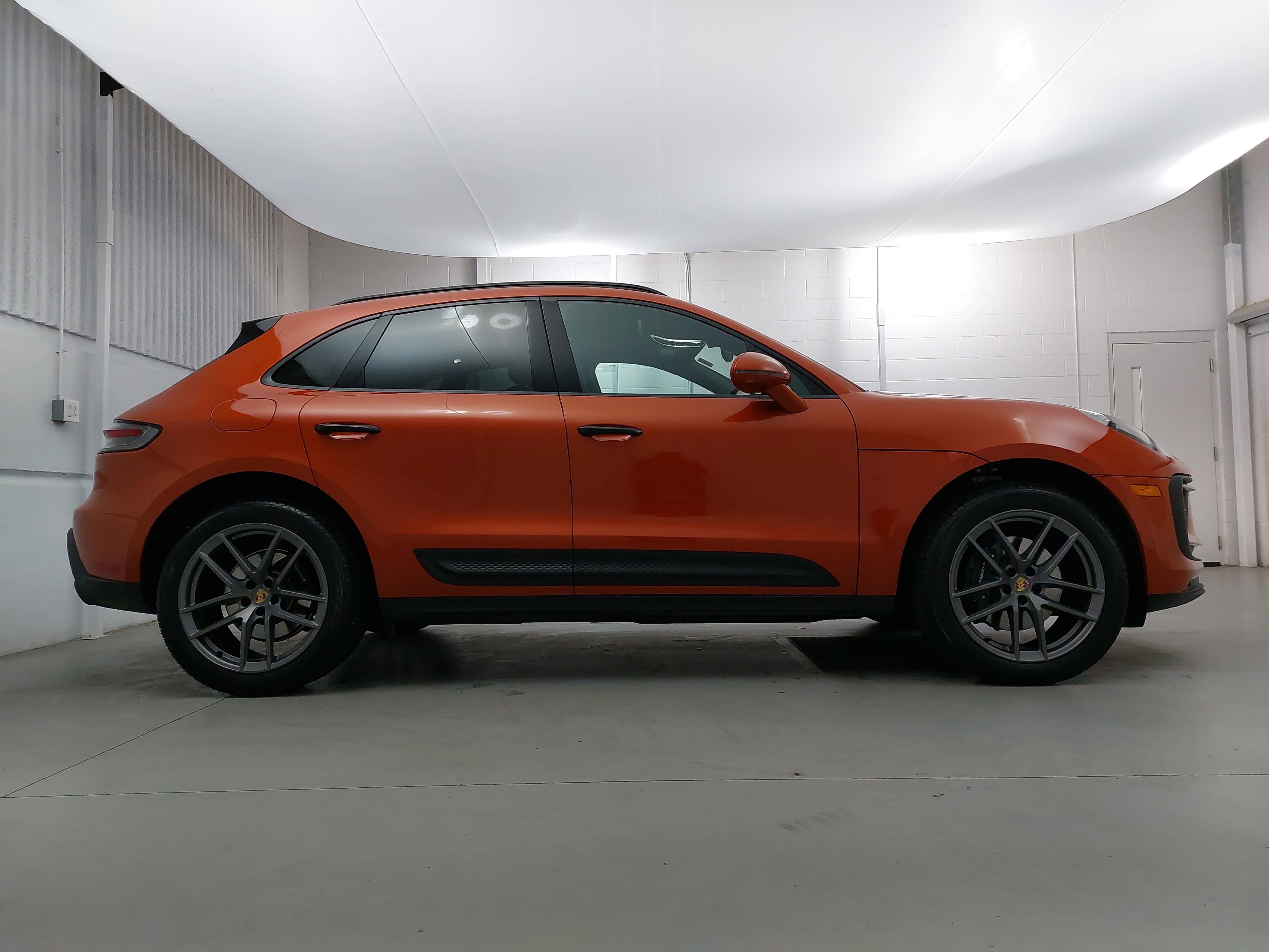 2025 Porsche Macan Base
