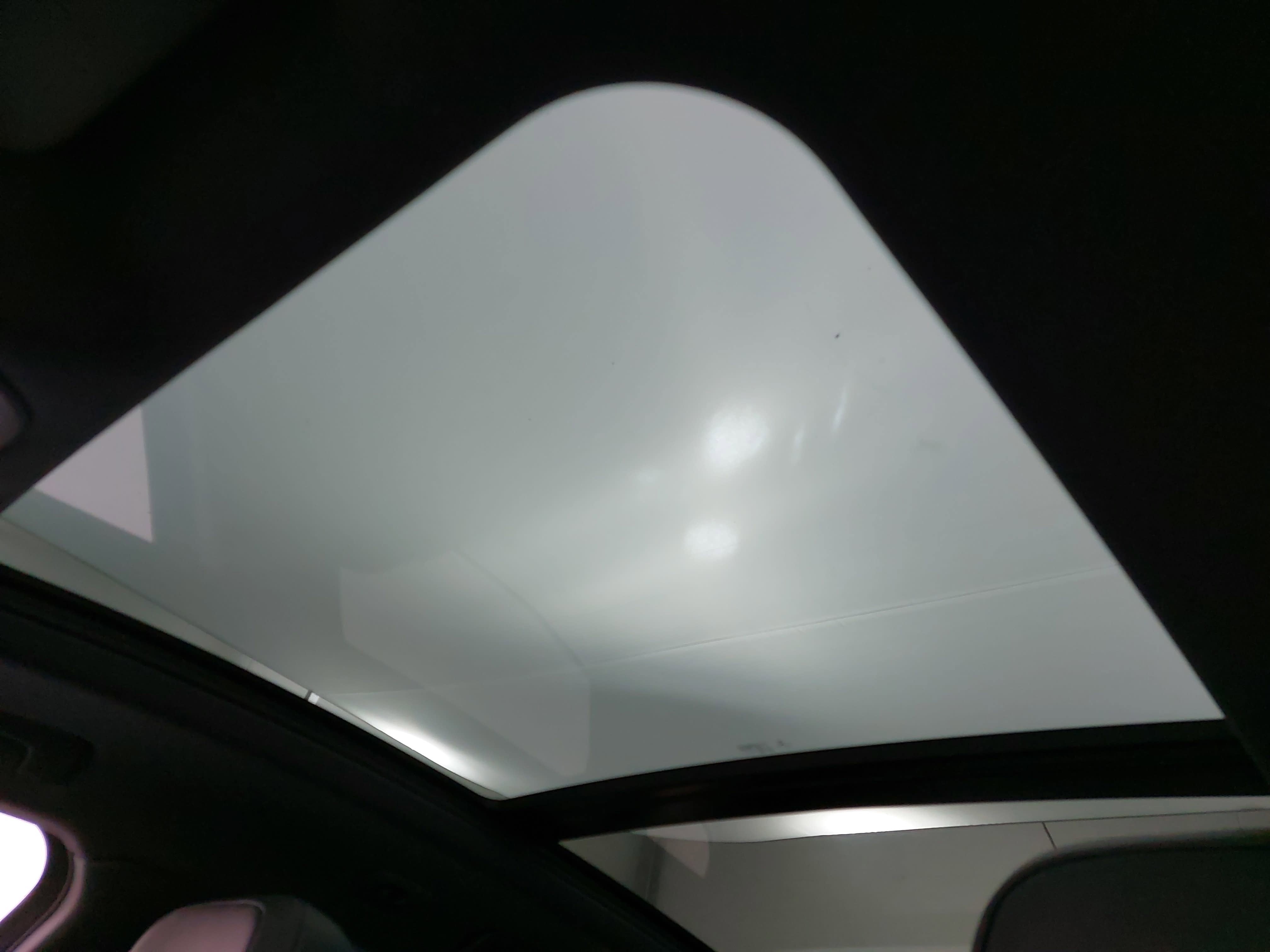 2023 Porsche Macan .