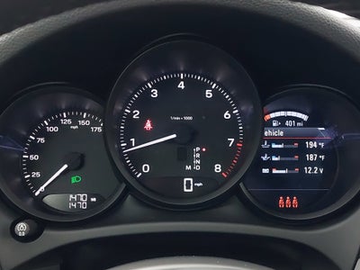 2026 Porsche Macan Base