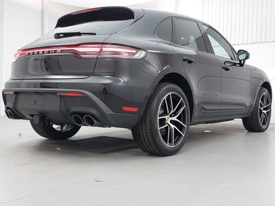 2026 Porsche Macan Base