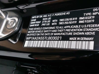 2026 Porsche Macan Base