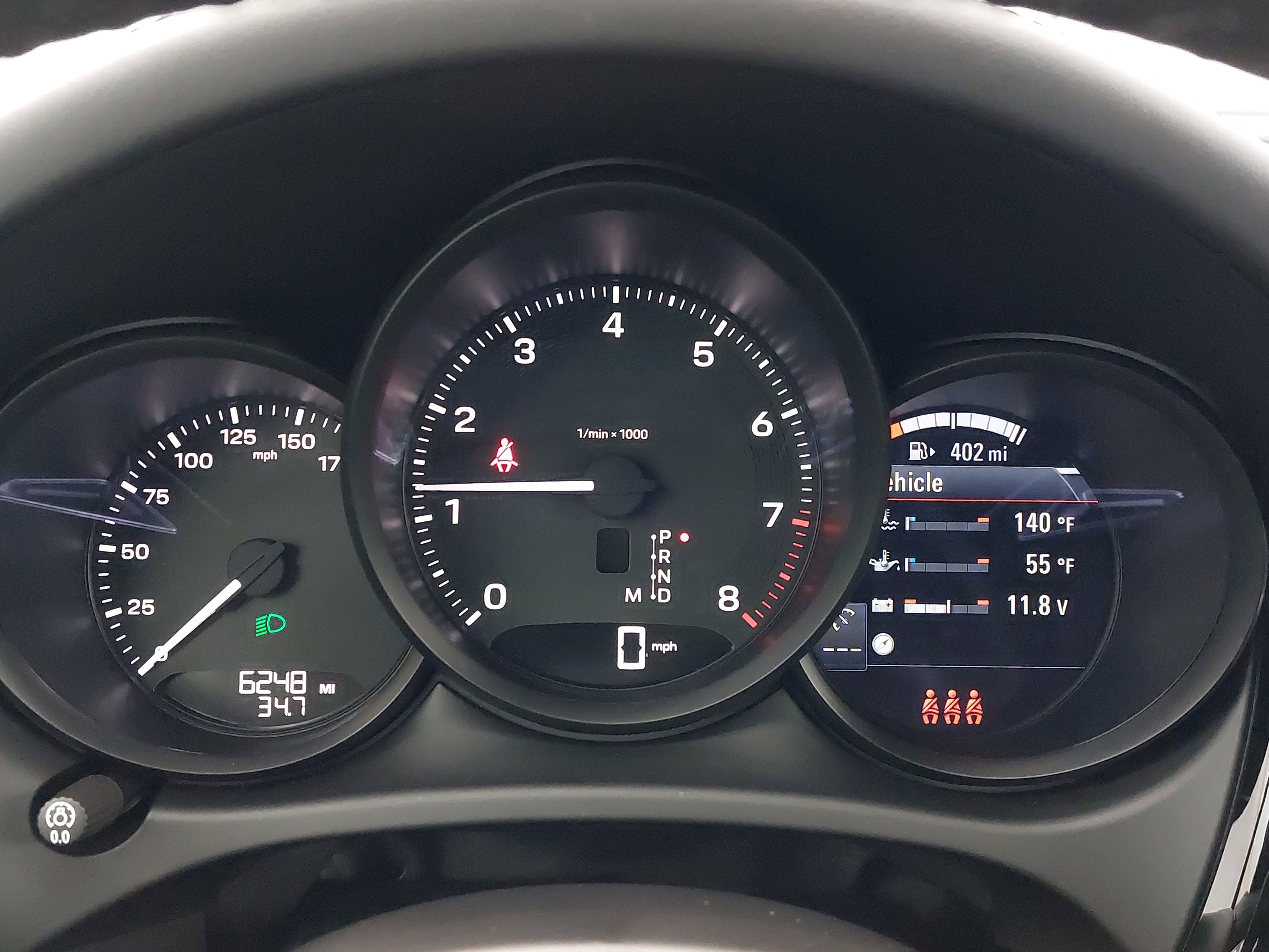 2025 Porsche Macan Base