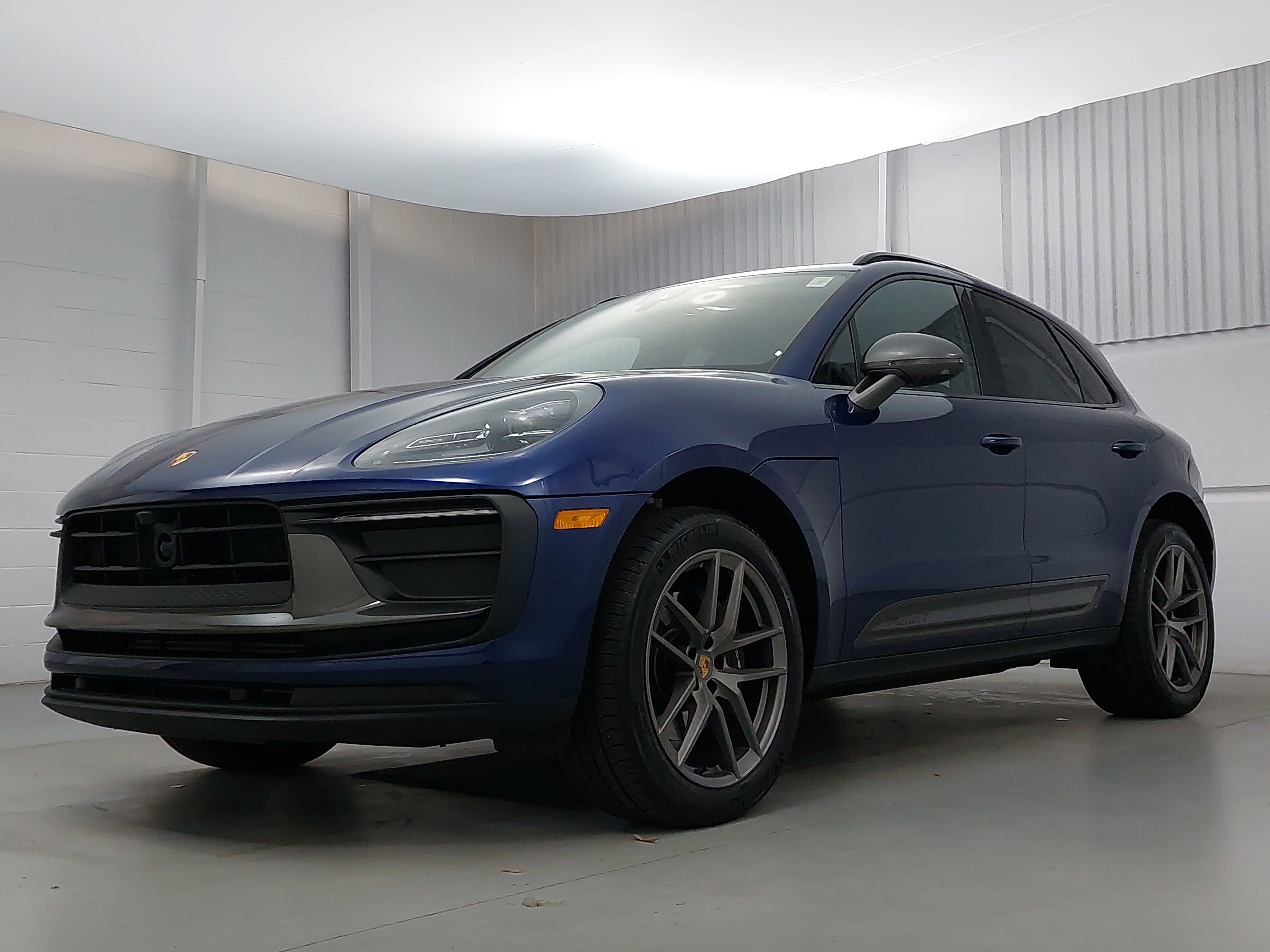 2025 Porsche Macan T