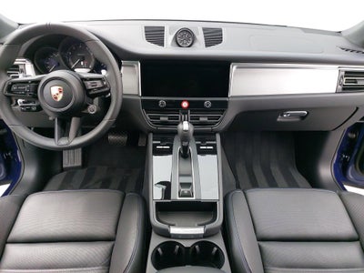 2025 Porsche Macan T