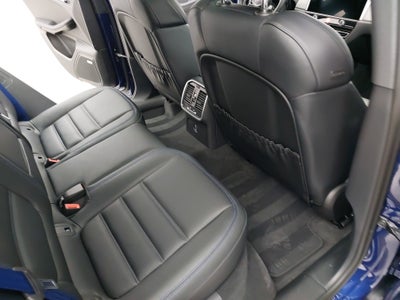 2025 Porsche Macan T