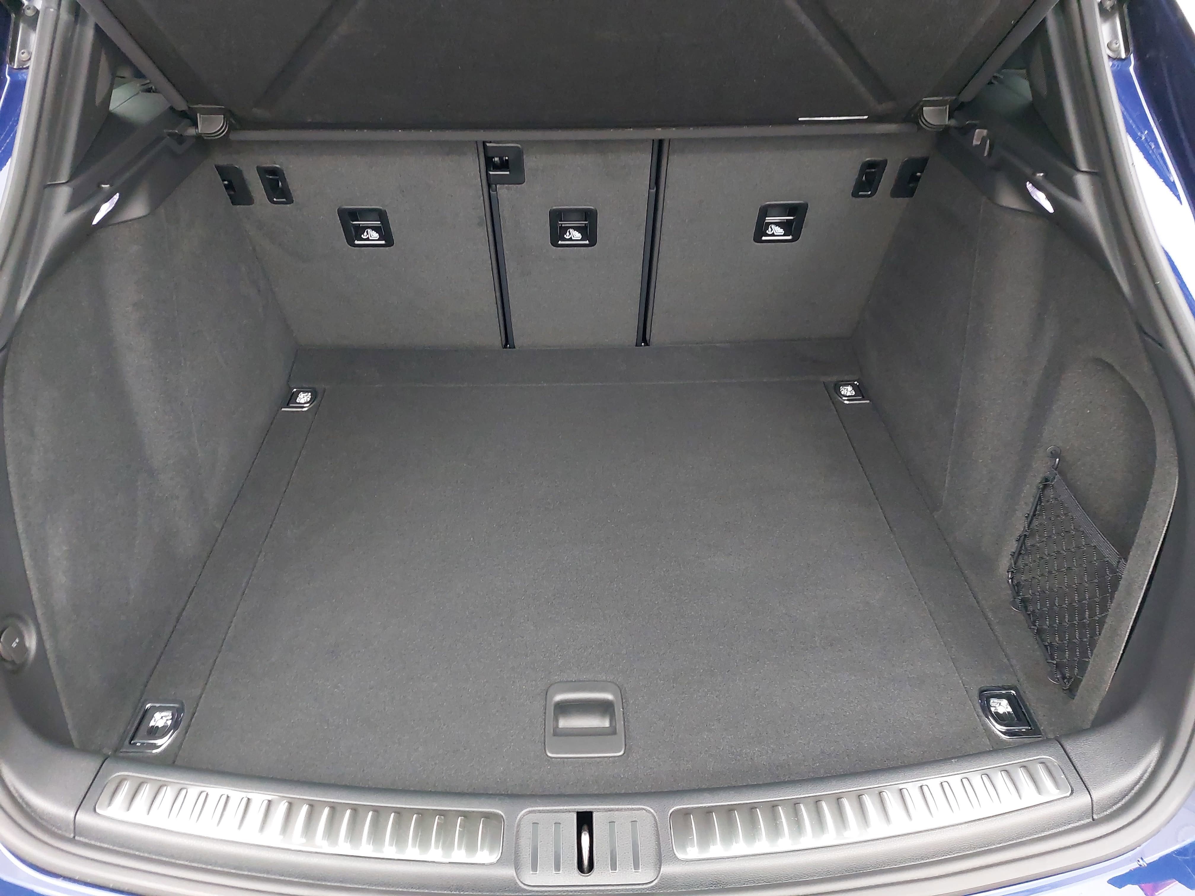 2025 Porsche Macan T