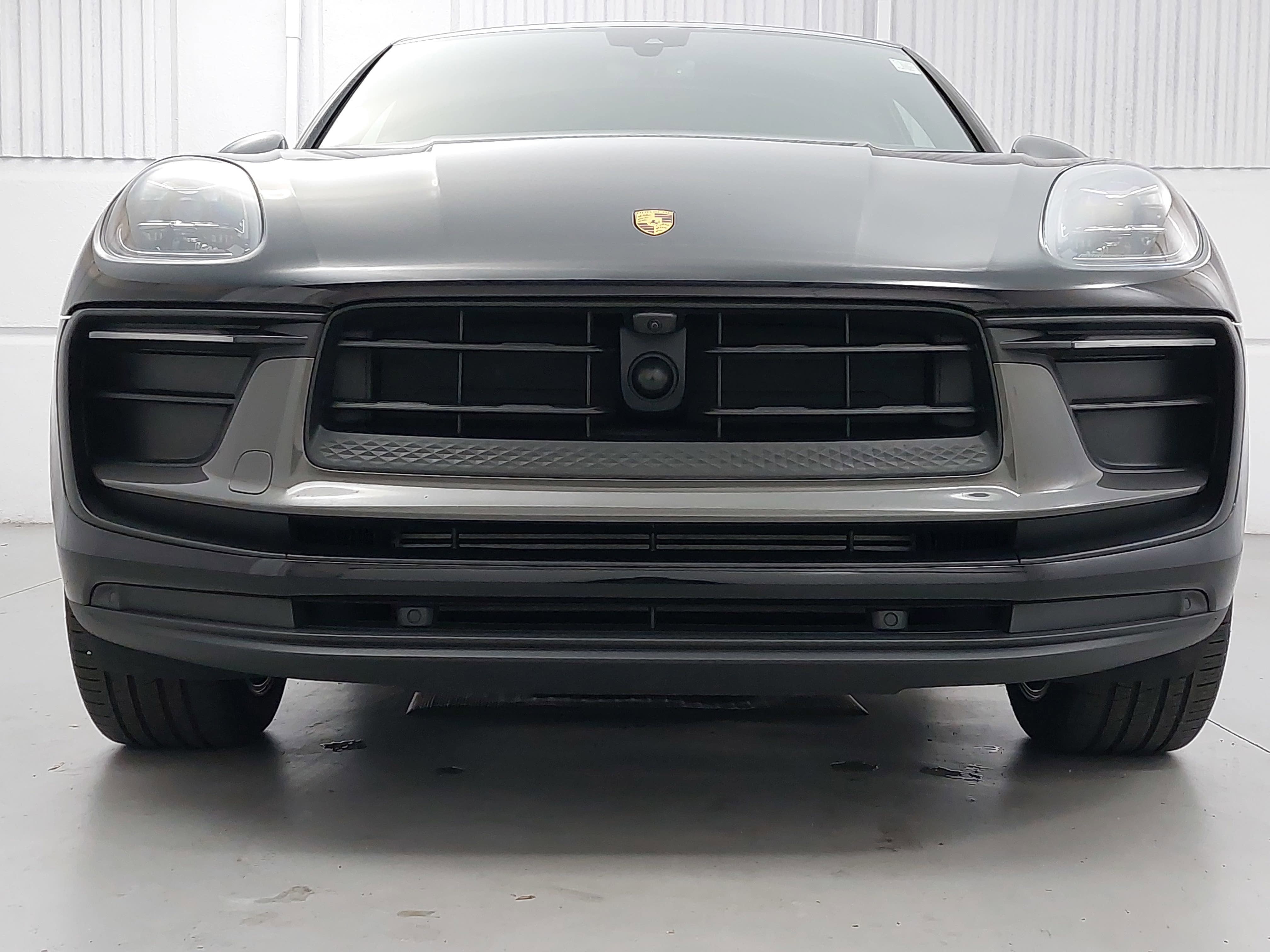 2024 Porsche Macan T