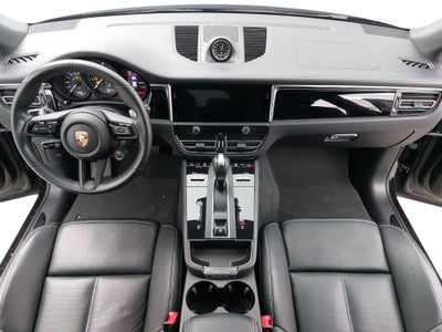 2024 Porsche Macan T