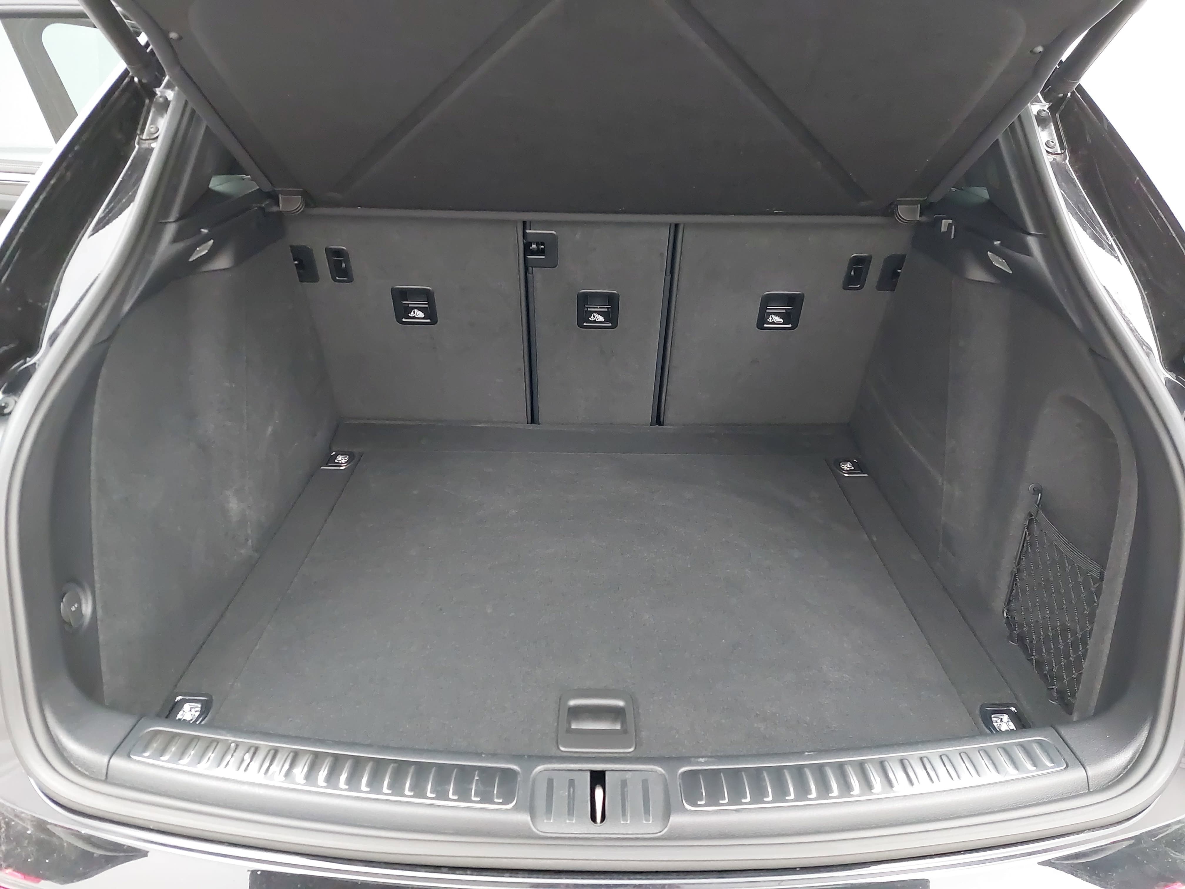 2024 Porsche Macan T