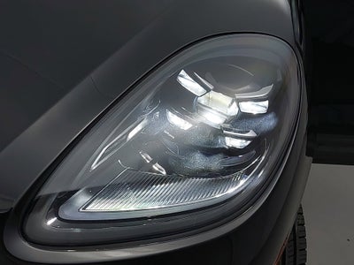 2024 Porsche Macan T