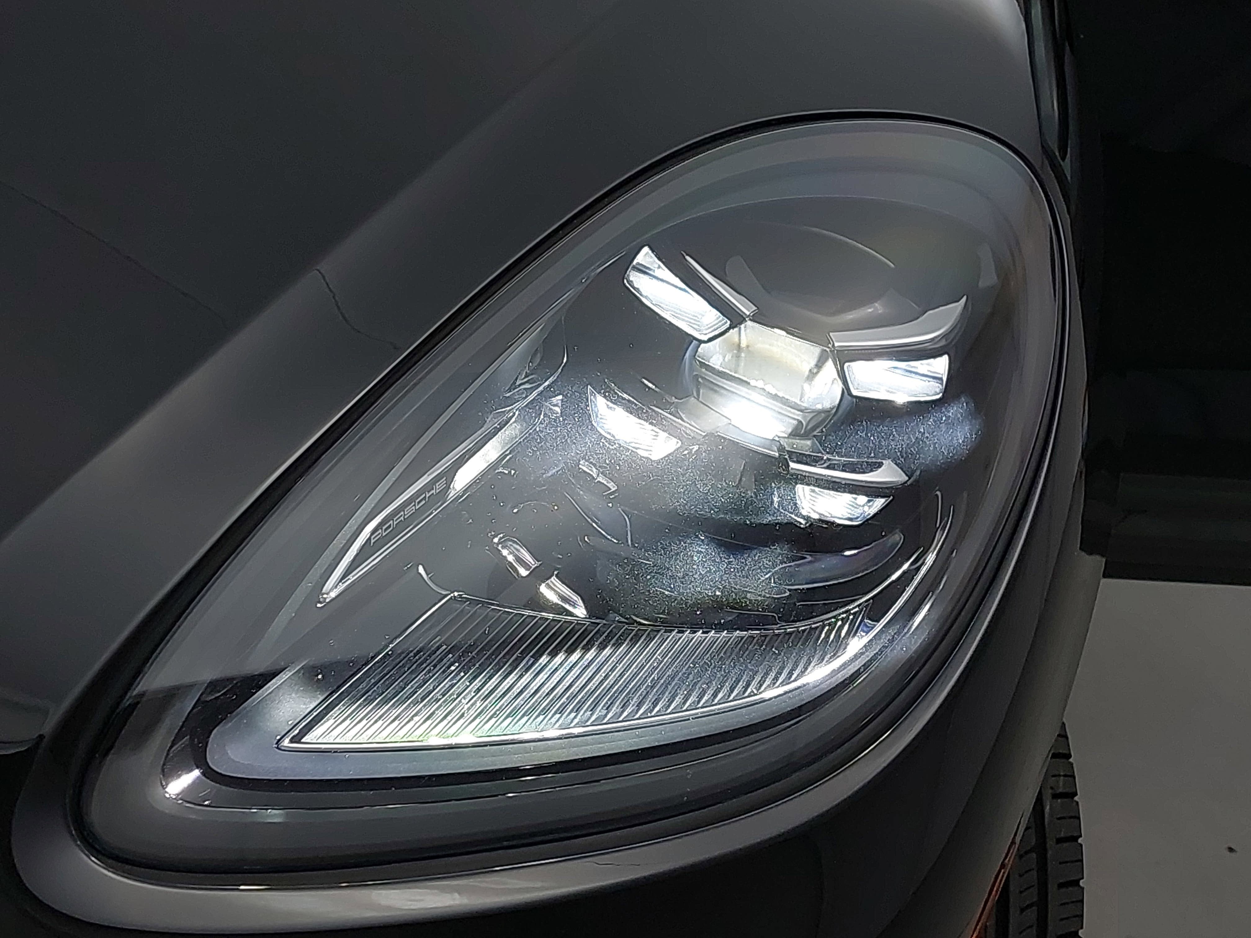 2024 Porsche Macan T